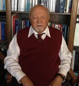 Dr . Manuel dujovny